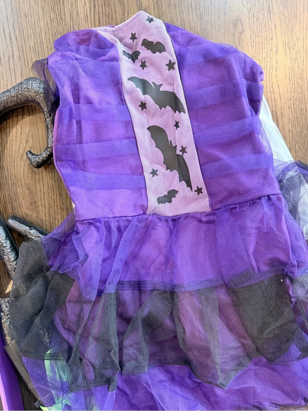 NWT Kids Medium (5/6) Purple Witch Costume Dress with Hat and Broom